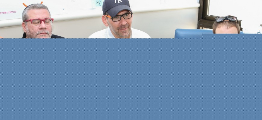 מתנדבי לב נעמי למען החיילים הפצועים בביה”ח שיבא