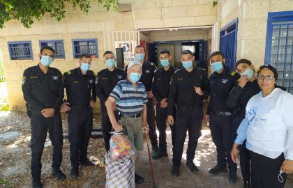 מבצע חלוקת סלי מזון לחגי תשרי בעיצומו!