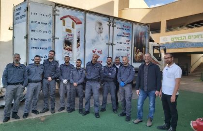 חסדי נעמי מגבירה את הפעילות לקשישים בשיתוף עם שוטרי היס”מ ומפעילה מערך חירום לימי הקורונה “חסד בכל מצב” !
